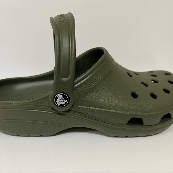 Unisex, Crocs. Size 7 Men and for women size 9 - Picture 8 of 12